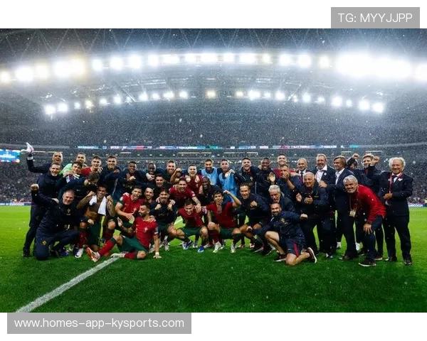 美国男足在巴黎奥运会比赛中以2-1战胜葡萄牙，美国足球队奥运会